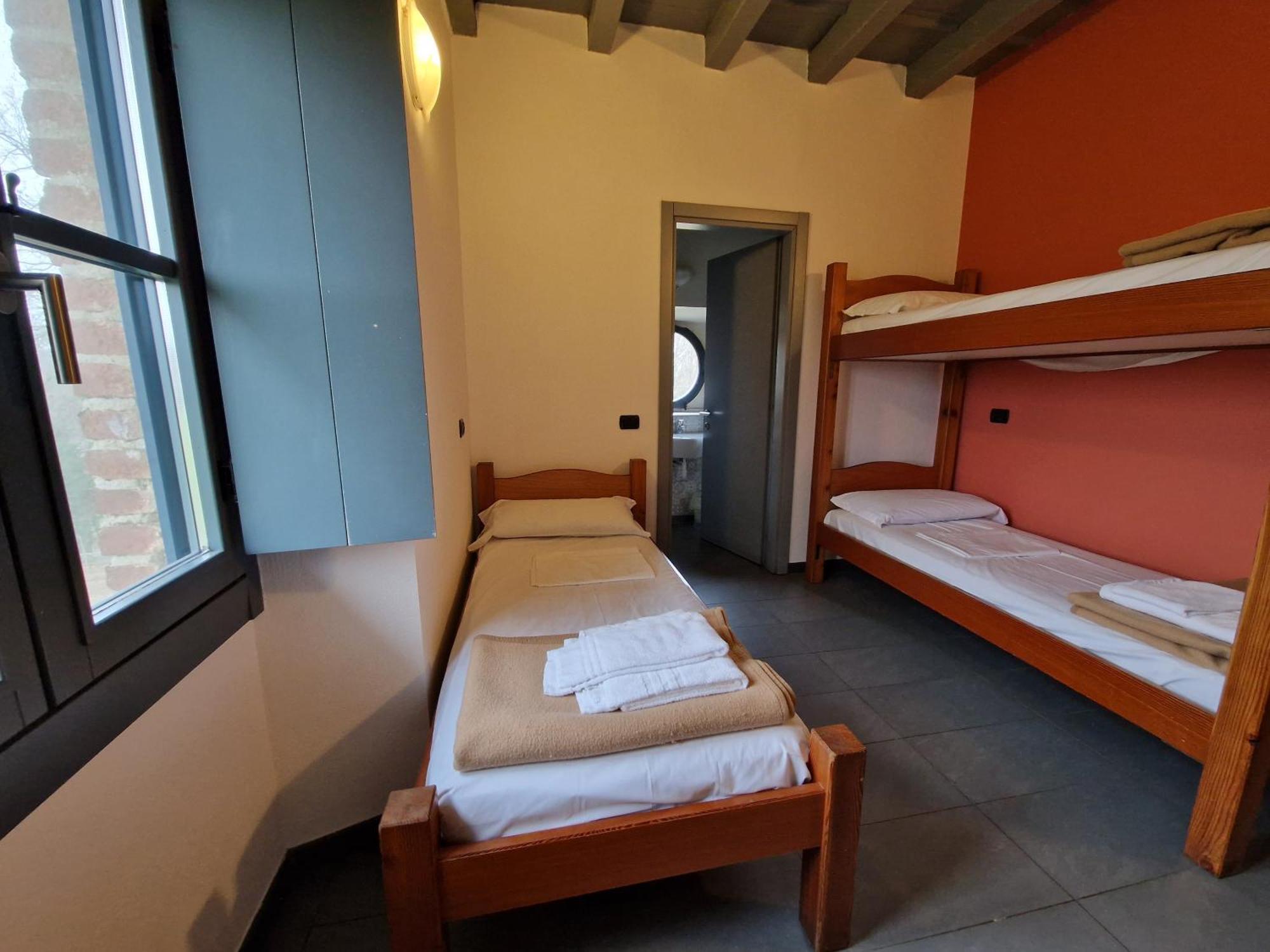 B&B E Ostello, Parco Di Monza, Cascina Costa Alta Exterior photo